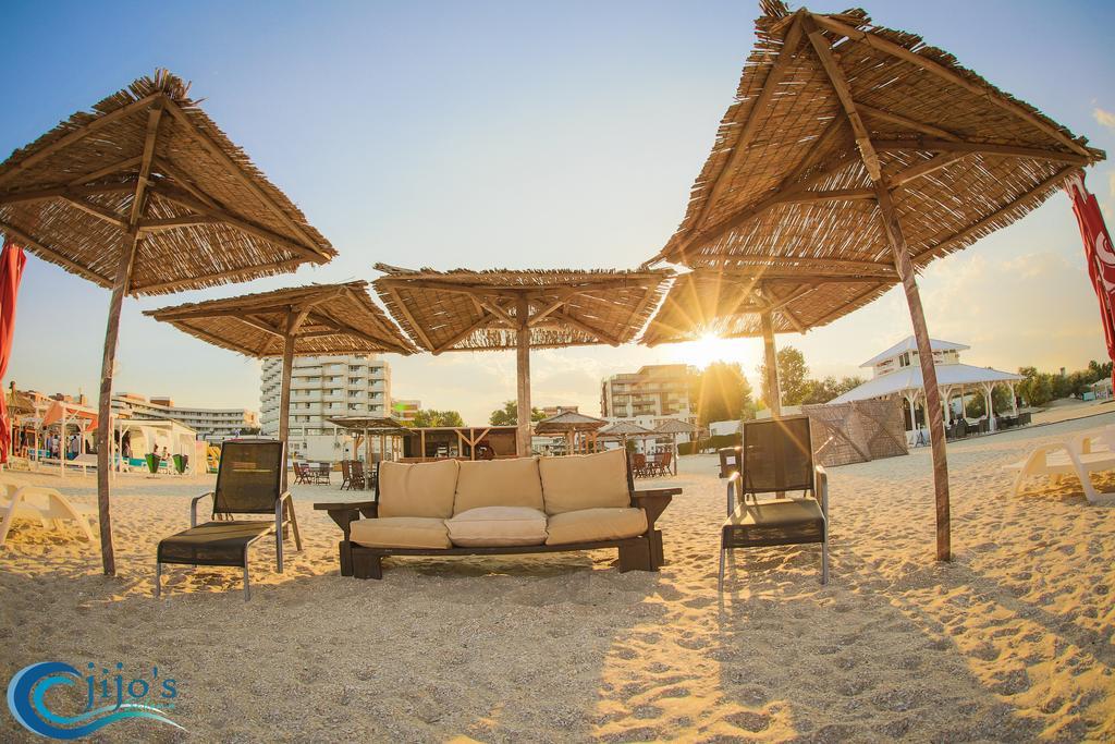 Jijo'S Hotel Mamaia Bagian luar foto
