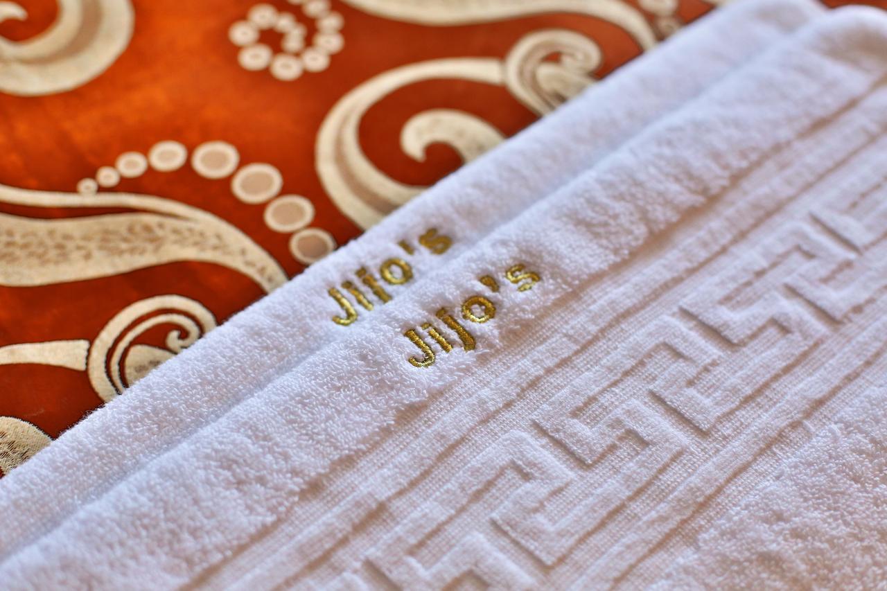 Jijo'S Hotel Mamaia Bagian luar foto